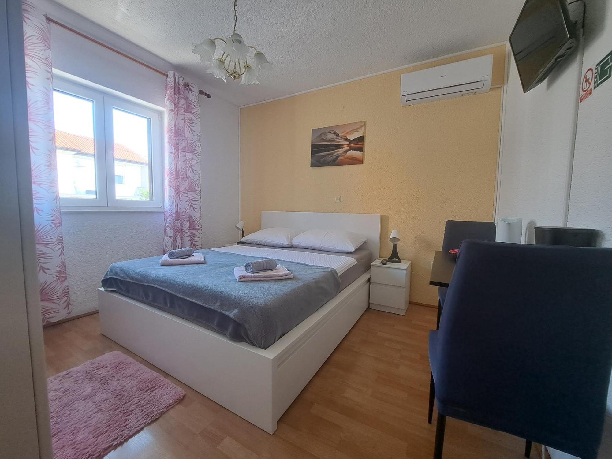 Guest House Angela Senj  Room photo